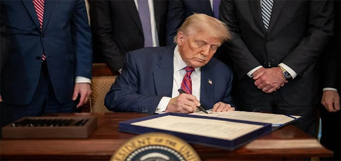 Trump Tolak Visa AS bagi Penderita Diabetes dan Obesitas