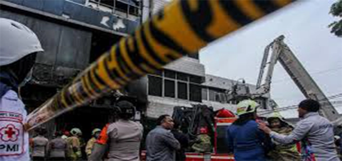 Kapolsek Kemayoran Terluka Dari Kebakaran Terra Drone Jakpus