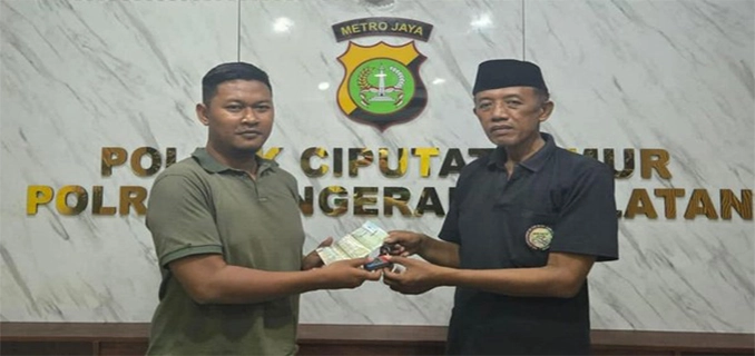 Polsek Ciputat Kembalikan Motor Warga Yang Dicuri di Tangsel